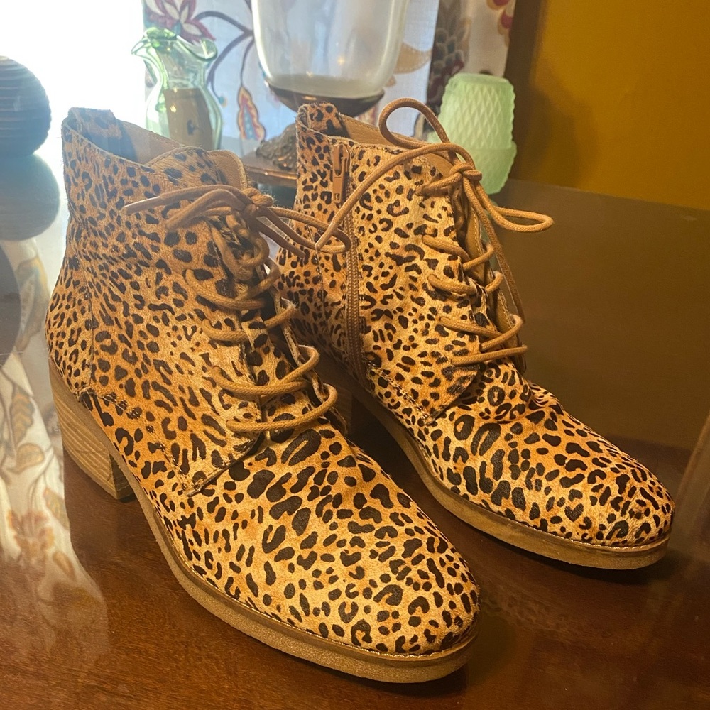 Lucky Brand booties